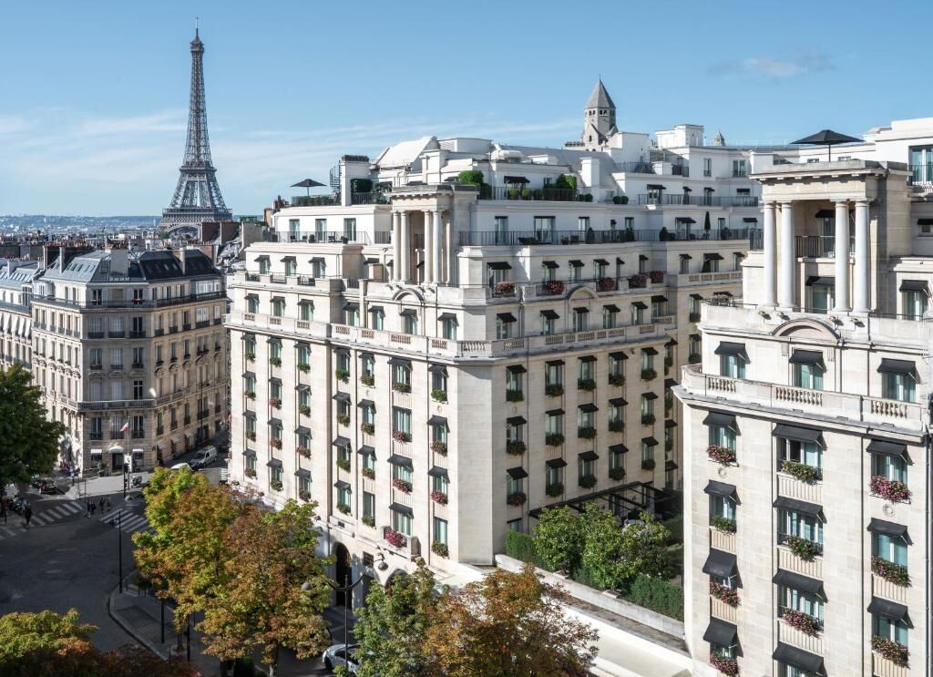 best-historical-hotels-in-paris-the-luxury-editor